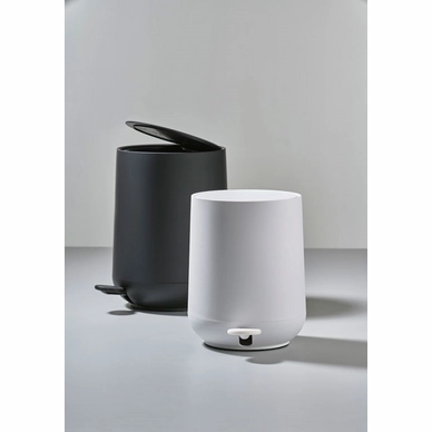 Poubelle à Pédale Zone Denmark Nova One Black 5L 4 Poubelle à Pédale Zone Denmark Nova One Black 5L – Image 2