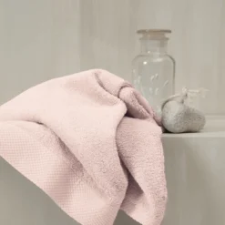 Serviette De Bain Seahorse Pure Pearl Pink (set De 3) -Salle De Bain Boutique 2 SH Pure pearl pink bath towelclose up