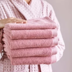 Serviette De Bain Aquanova Oslo Sedum (70 X 130 Cm) 12 Serviette De Bain Aquanova Oslo Sedum (70 X 130 Cm) -Salle De Bain Boutique 5 OSLO 813 2 1