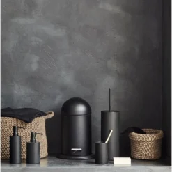 Distributeur De Savon Aquanova Forte Noir Small 7 Distributeur De Savon Aquanova Forte Noir Small -Salle De Bain Boutique Aquanova20Forte20Zwart 1