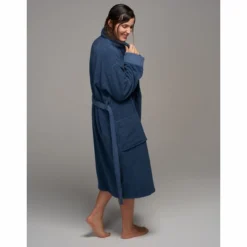 Peignoir Essenza Connect Organic Uni Blue -Salle De Bain Boutique CONNECT BLUE SFEER 03